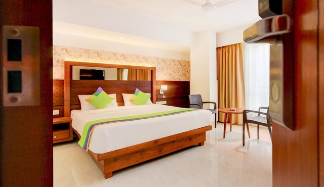 Hotel SriKrishna Paradise Thane Airoli in Thane