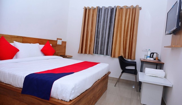 Hotel Stay Shine