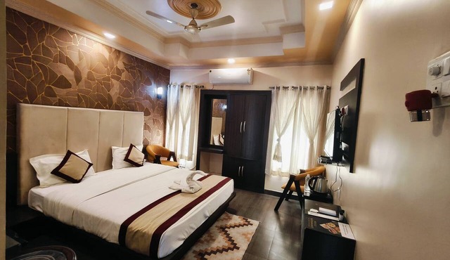 Hotel The Siwan International in Siwan