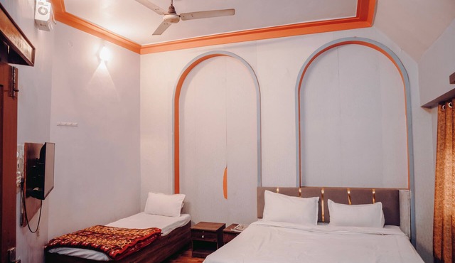 Hotel The TWB Palace in Gwalior