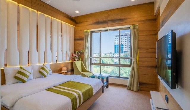 Hotel V Star in Ahmednagar