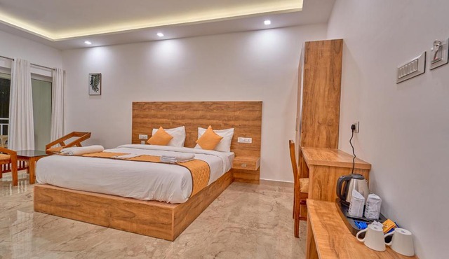 Ice Mist Pool Resort Munnar by VOYE HOMES in Munnar