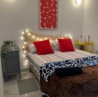 Indiranagar Couples Den