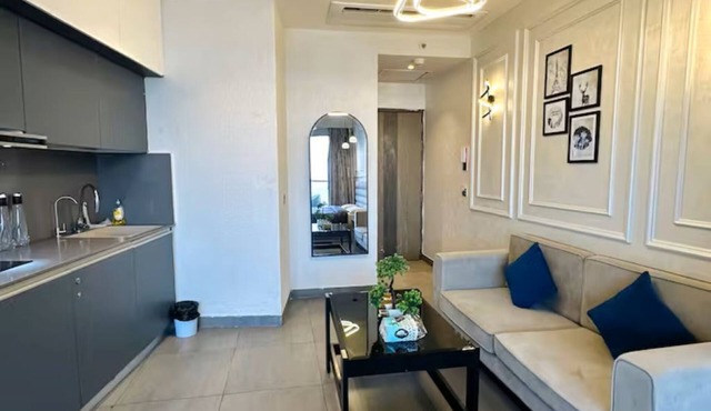 Ineffable by Rivique Inn - City view escape