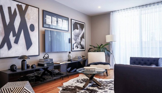 Interior Designed Art Haven between City and Beach in North Plympton