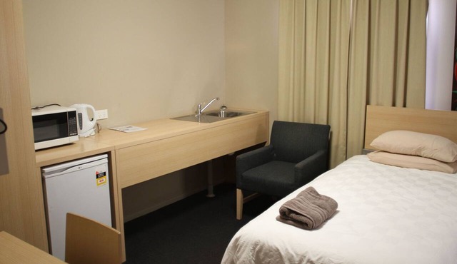 Irish Club Accommodation in Parkside