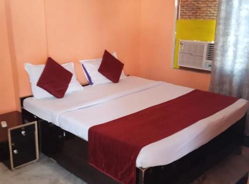 J K Home Stay