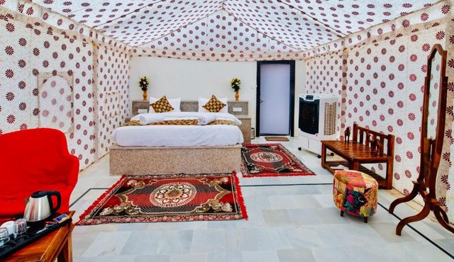 Jaisalmer Sand Dunes Resort