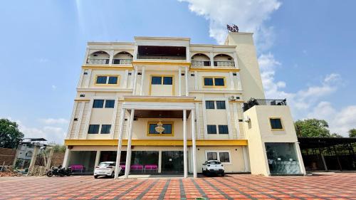 JB Resort in Mhow