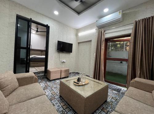 Jungle House 1 -71 BNB