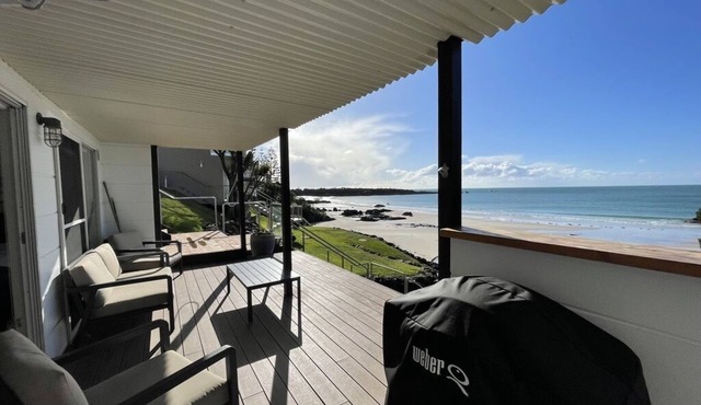 Just Relax & - Absolute beachfront accommodation! in Boat Harbour Beach