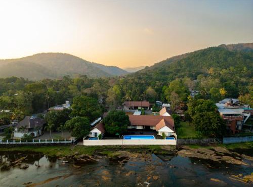 KANOVA Luxury Riverside Resort