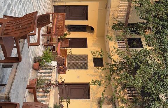 Keshav Palace
