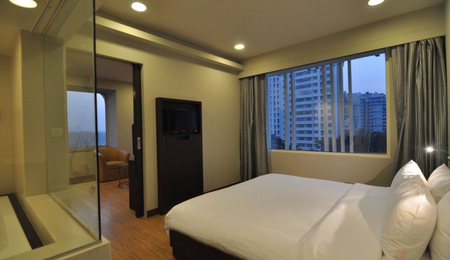 Keys Select by Lemon Tree Hotels, Kochi in Kanayannur