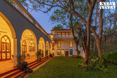 Kismet Villa - Pvt Lawn & Pool by StayVista in Moira