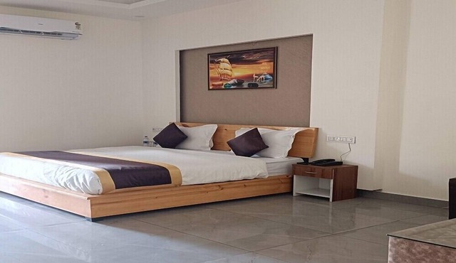 Kudrat Resort and Suites Jim Corbett