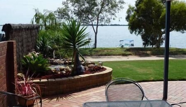 Lake Boga Waterfront in Lake Boga