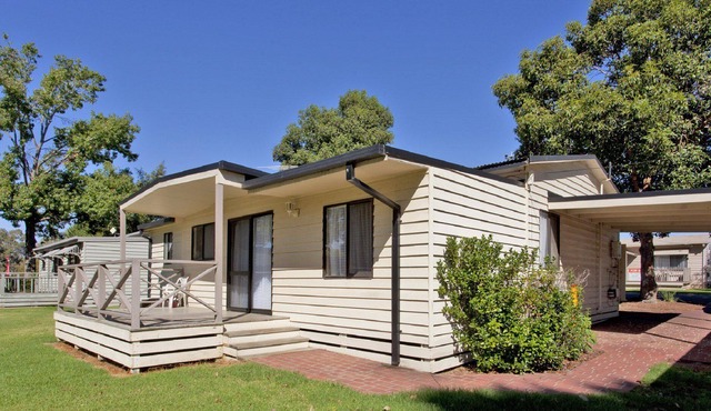 Lake Hume Cottage - Cottage 20 in Albury