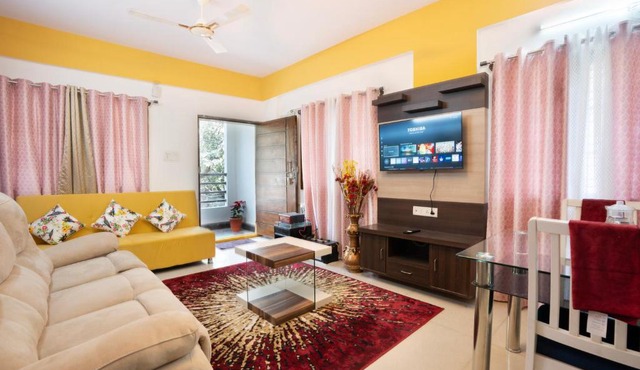 Lakeside Grand 101 with Lift WIFI AC
