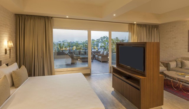 Lemon Tree Premier City Center Pune in Pune