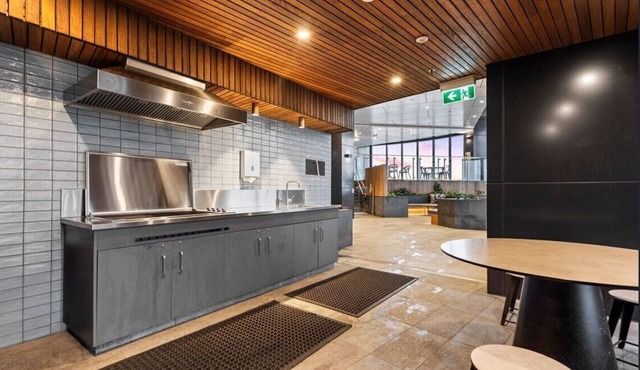 Level 15 Skytower – 2BR CBD Retreat in Brisbane