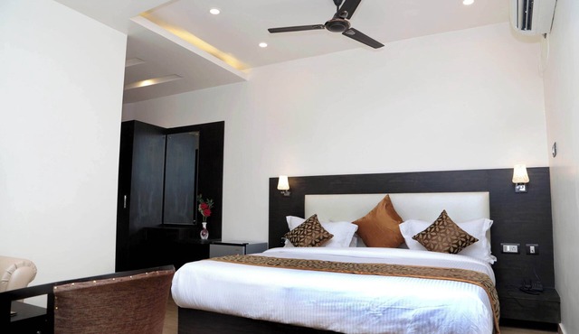 Lifestyle Hotel in Lucknow