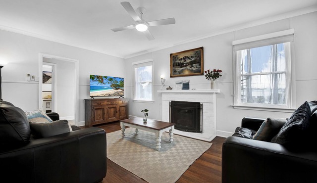 Long Island Beach House-gateway to Mornington Peninsalu! Walk to beach#Free WIFI in Frankston