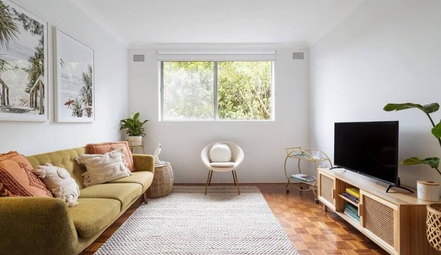 Lovely Leichhardt Local Living With Parking in Leichhardt