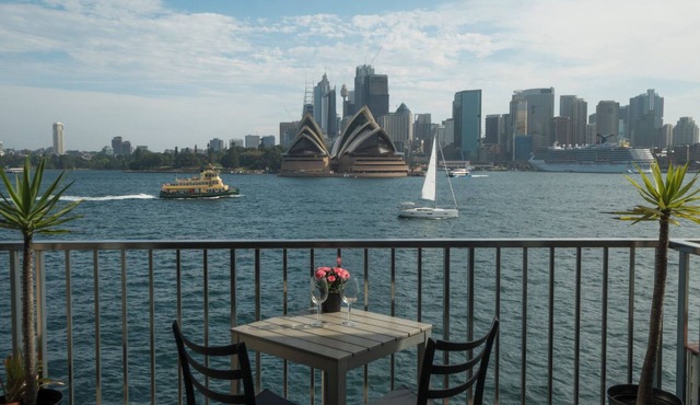 Luxe Waterfront Opera & Harbour Views. Best in Syd in Kirribilli
