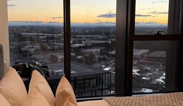 Luxurious Accor Stadium View @ Sydney Olympic Park in Lidcombe