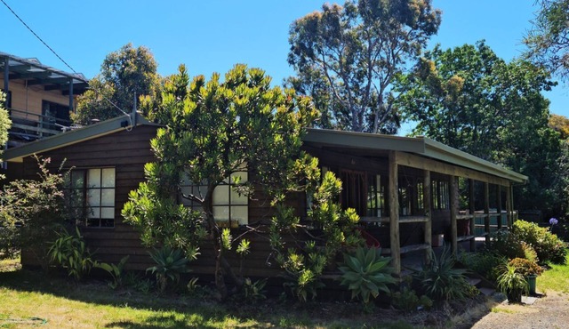 Lyall Street Beach Cabin in Ventnor