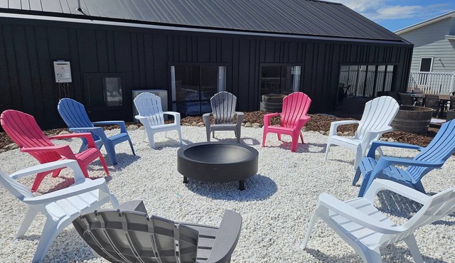 Marbles Riverview House (Pet Friendly) Sleeps 10 in Hindmarsh Island