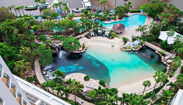 Marriott's Vacation Club at Surfers Paradise 1 Bedroom Lagoon View in Gold Coast