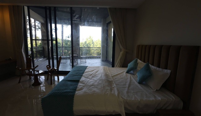 MINARA MEADOWS