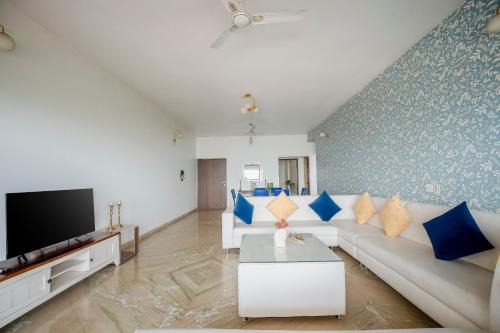 Modern 2BHK Apartment in Panjim with Sea View & Pool Access