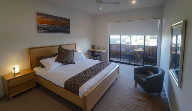 Modern 3-bedroom townhouse in central Cape Woolamai in Cape Woolamai