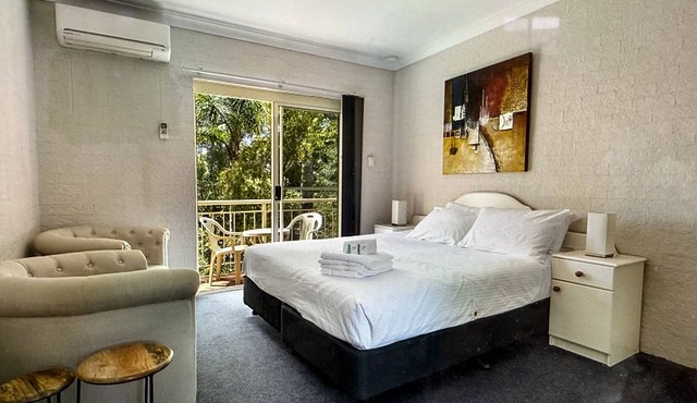 Mollymook Paradise Haven Motel in Mollymook