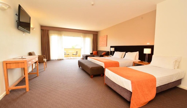 Mornington Hotel in Mornington