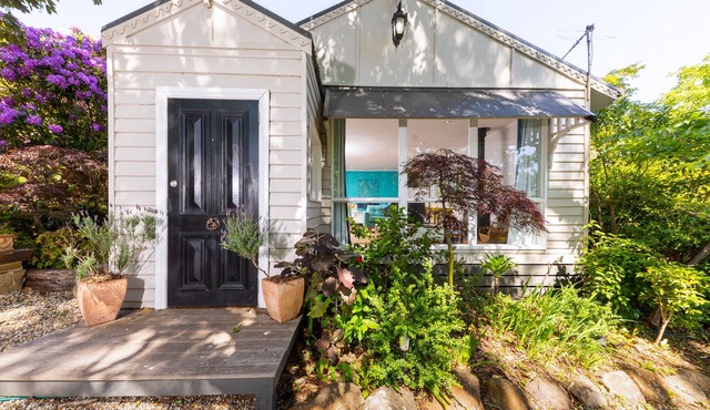 Mount Macedon charming country cottage in Mount Macedon