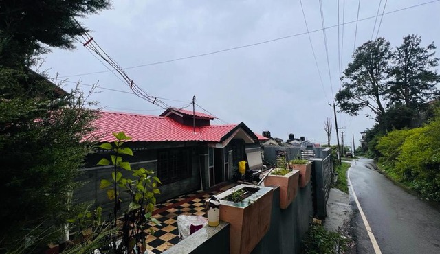 mountain view cottage-rooms in Ooty