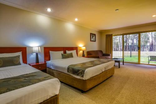 Murray Waters Motor Inn & Apartments in Koondrook