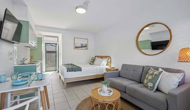 Murrays Beach Studio in Sawtell