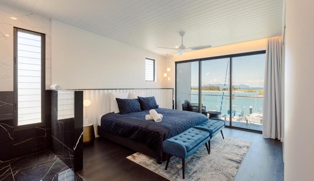 NEW! Dacha on Maggie No#2, Unrivaled Island Luxury in Nelly Bay