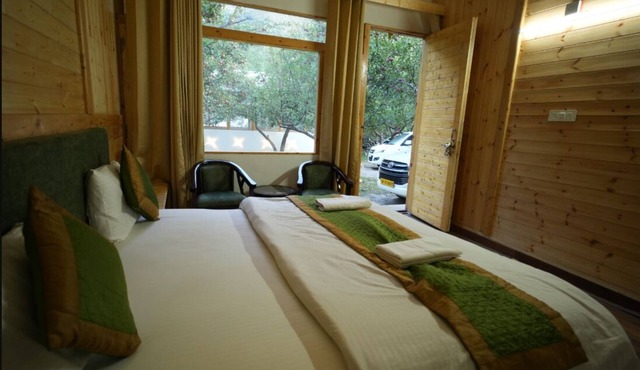 Nine Apple Resort Dharali Harsil in Bhatwari