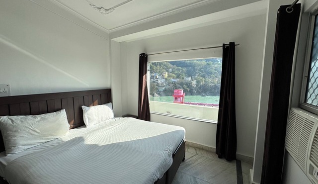 Nirvana Riverside Resort in Rishikesh
