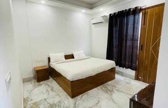 OYO Flagship Hotel Pleasent Joy