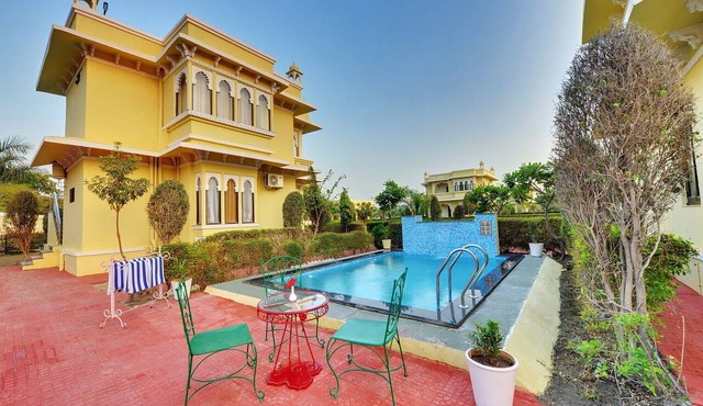 Padmini Bagh Resort