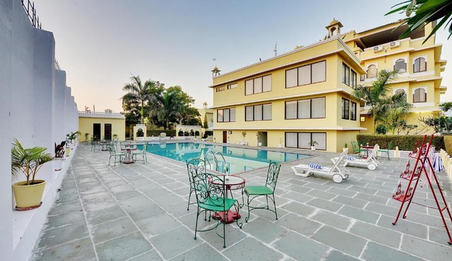 Padmini Bagh Resort