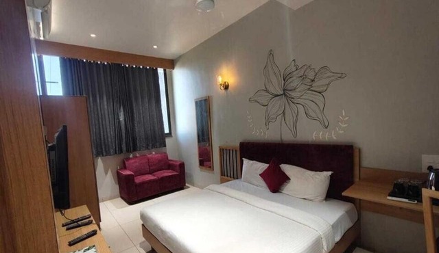 Palette Hotel and Resort Pandharpur Bus Terminal