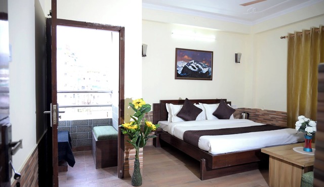 Panch Aarohan Hotel King in Pithoragarh